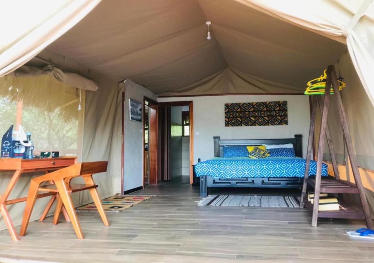 Oldonyo Orok Lodge Kajiado Extérieur photo