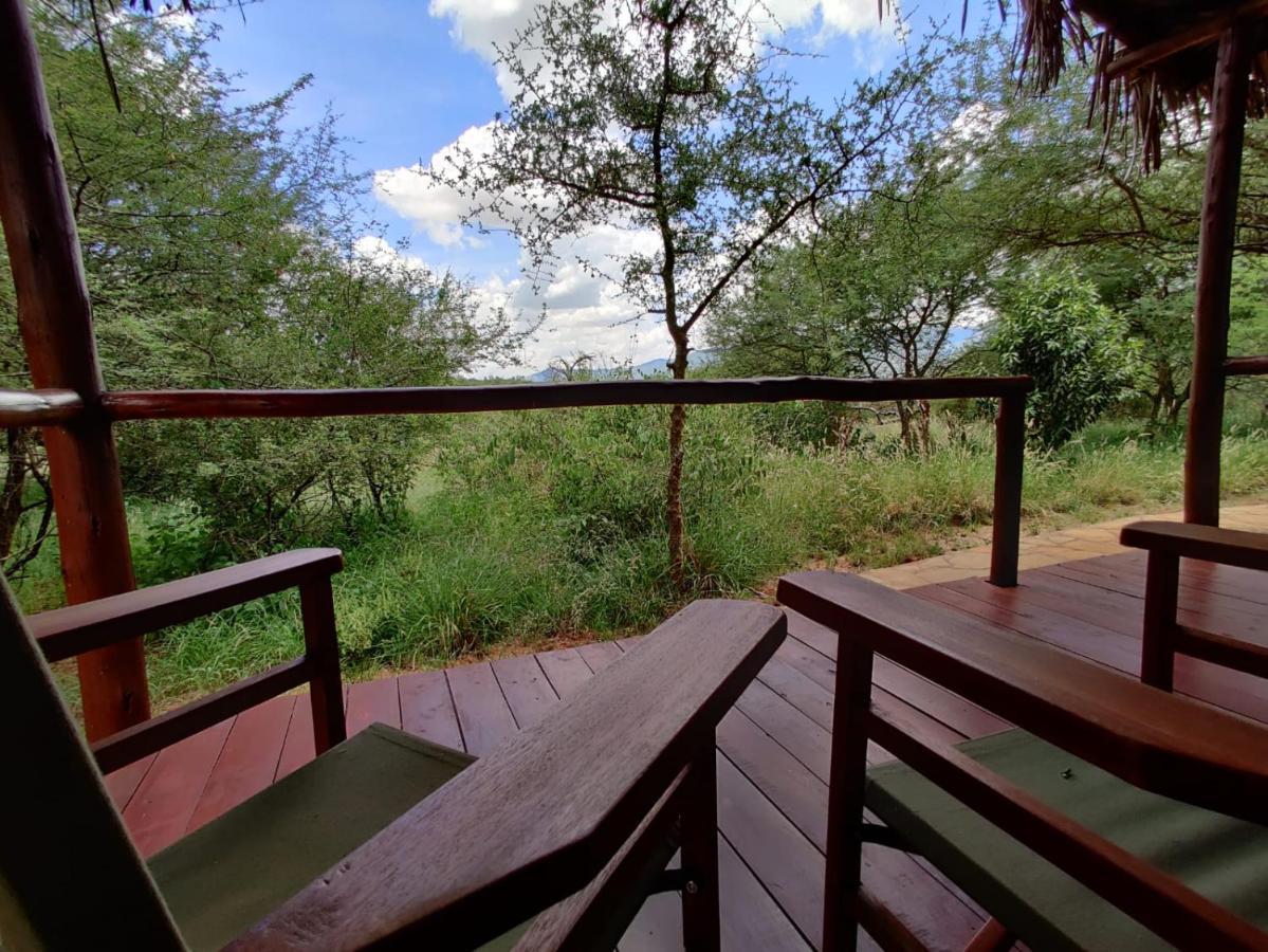 Oldonyo Orok Lodge Kajiado Extérieur photo