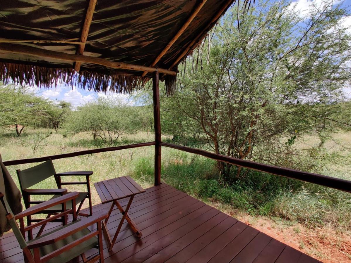 Oldonyo Orok Lodge Kajiado Extérieur photo