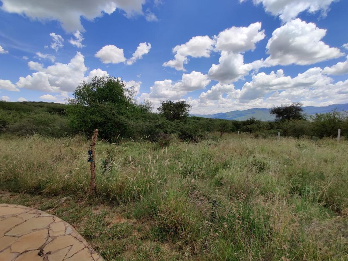 Oldonyo Orok Lodge Kajiado Extérieur photo